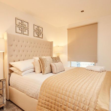Deluxe City Apt, Beautiful River View,Free Parking No Balcony Leeds (West Yorkshire) Exterior foto