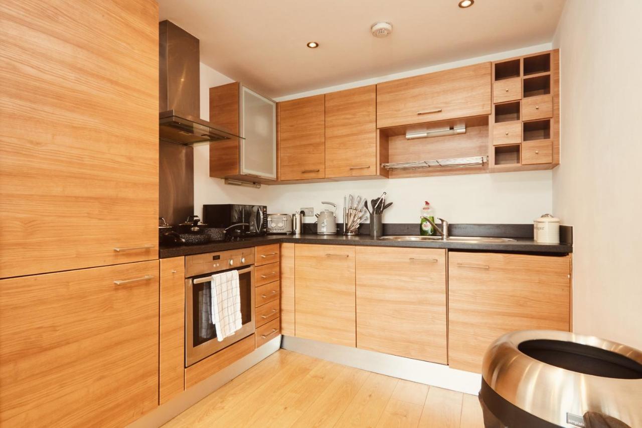Deluxe City Apt, Beautiful River View,Free Parking No Balcony Leeds (West Yorkshire) Exterior foto